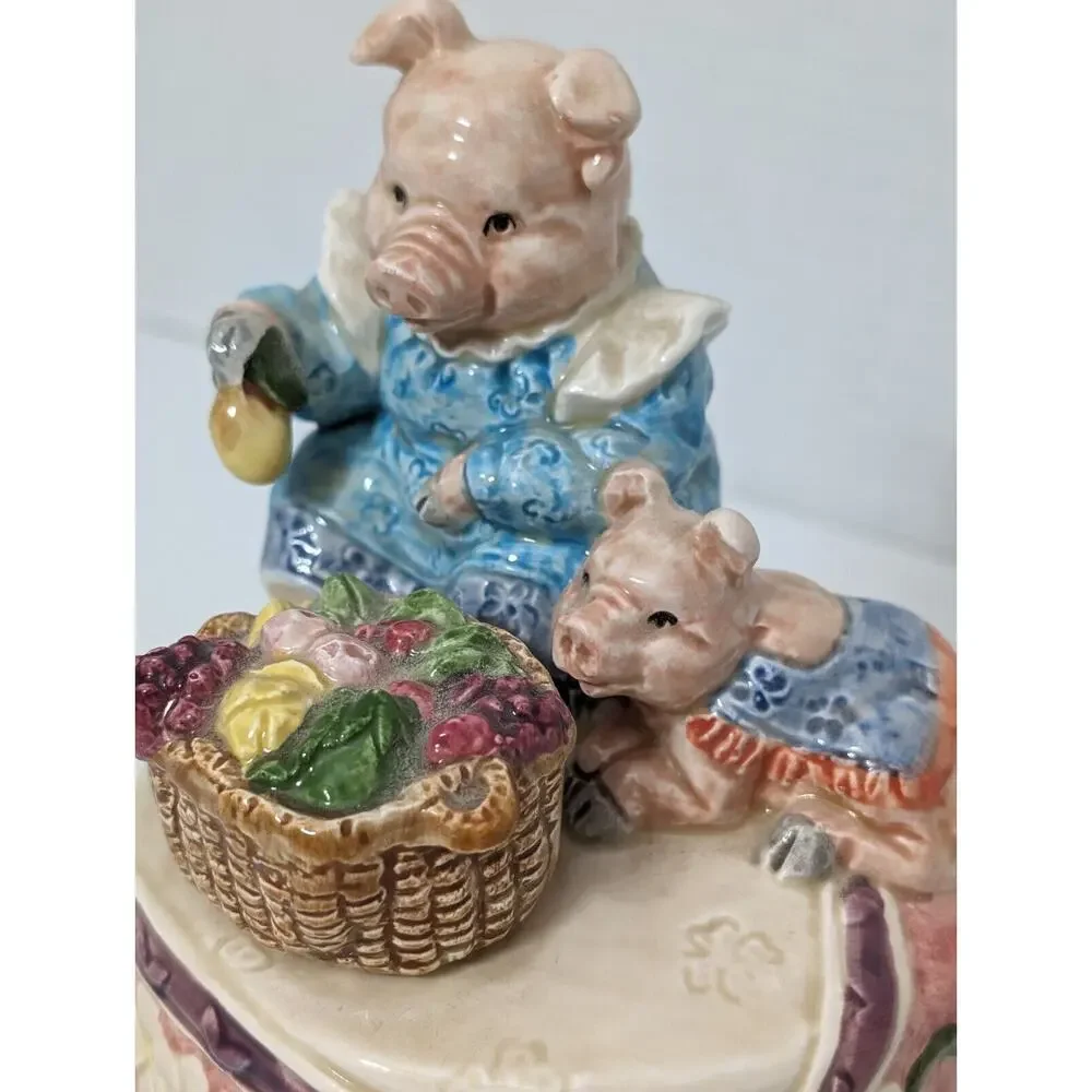OTAGIRI Japan Pig & piglet Music Box Edith Collection Make Someone Happy